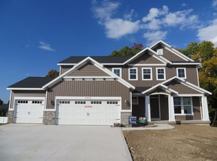 1511 Chase Farms Dr SW, Byron Center, MI 49315