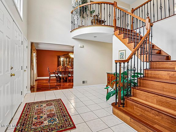 3rd image of 29 Overlook Drive