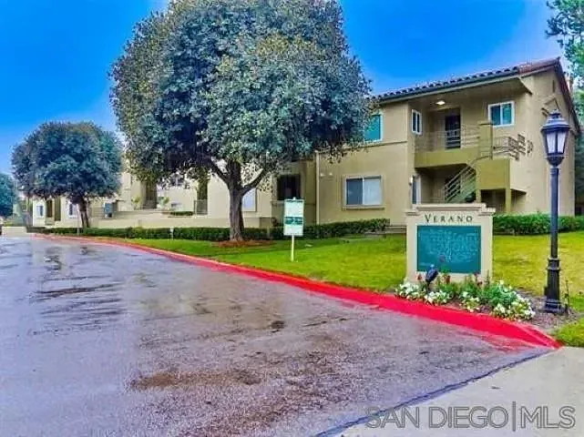 7425 Charmant Dr #2805 — Photo 9