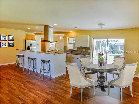 5th image of 2097 Doria St