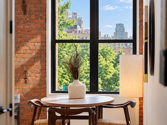 4th image of 240 Broadway APT 402