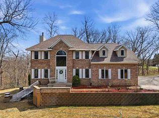 3256 Meadow Ridge Rd NE, Solon, IA