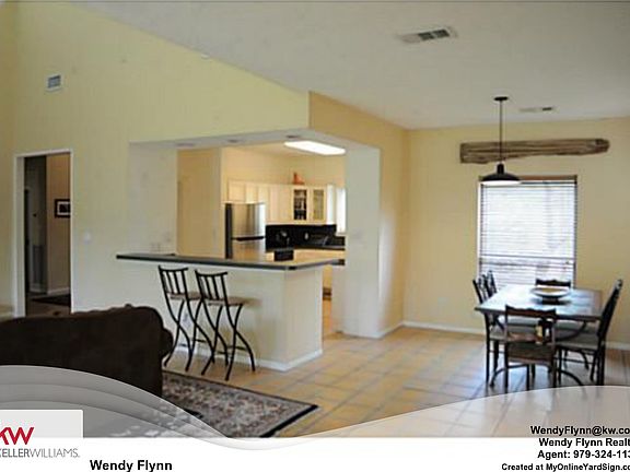3rd image of 1308 Bayou Woods Dr