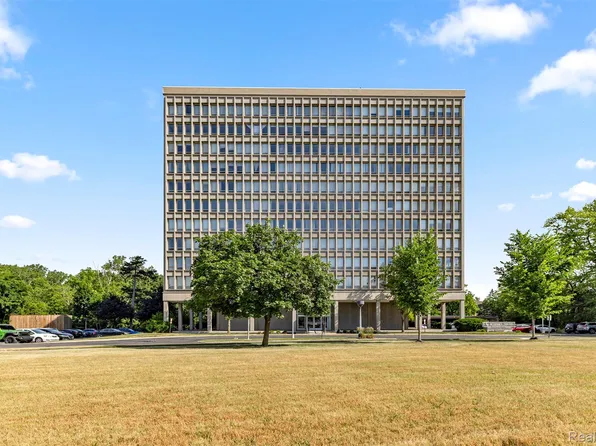 22700 Garrison St APT 302, Dearborn, MI 48124