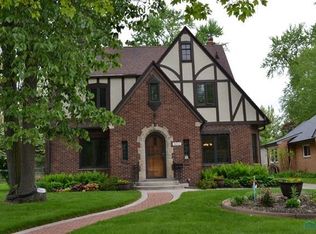 3212 Kenwood Blvd, Toledo, OH 43606