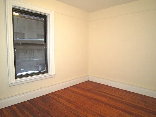 Rented by City Connections Realty | media 30