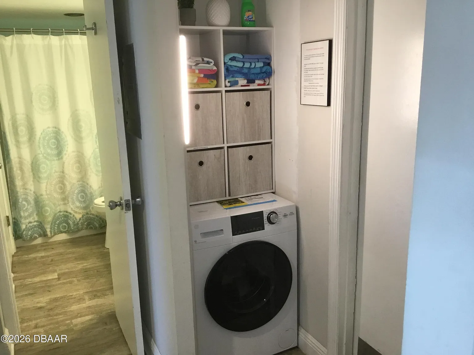 1 bed, 1.0 bath, 860 sqft, $2,985 — Photo 3