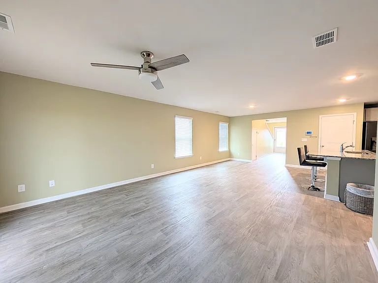 851 Woodland Farms Cir — Photo 8