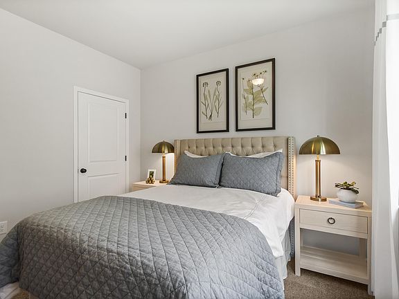 4th image of 315 Jeter Grove Rd