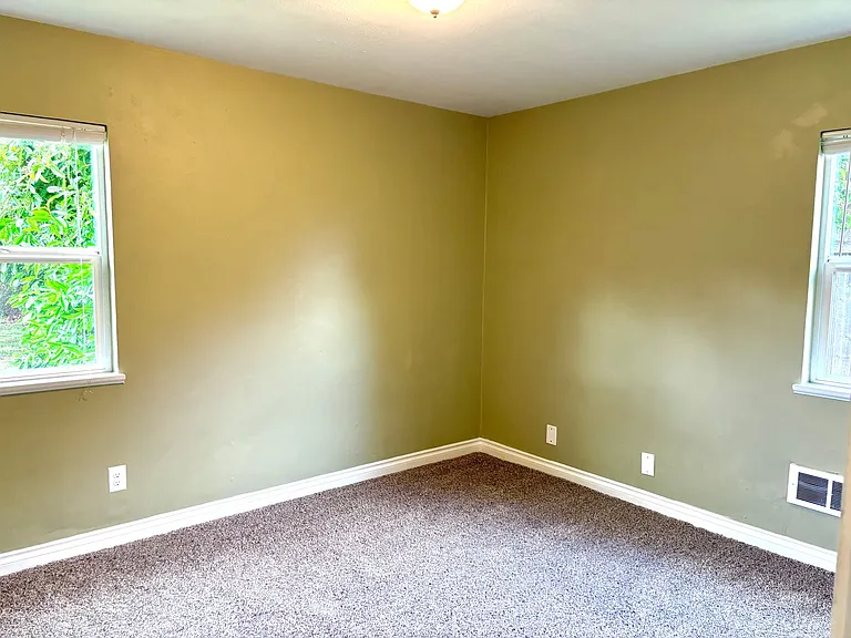 4539 SE 100th Ave — Photo 17