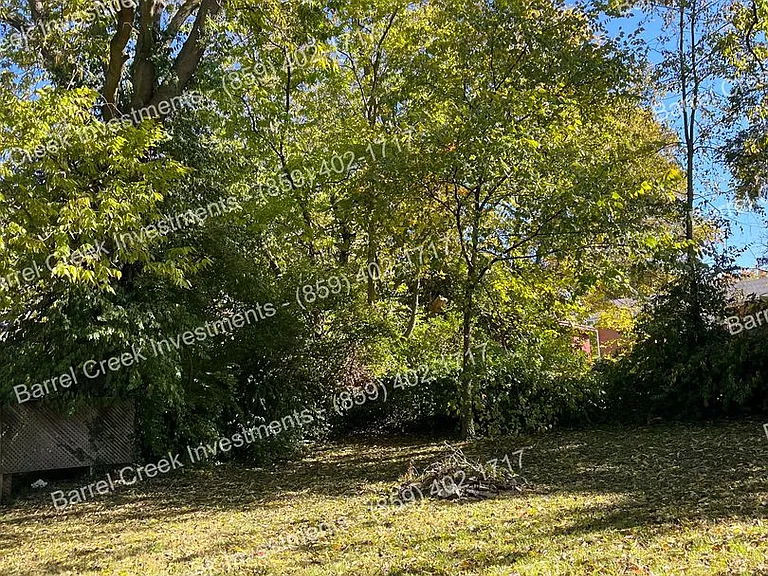 532 Hanson St — Photo 8