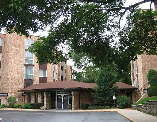 1st image of 1101 S Hunt Club Dr APT 202