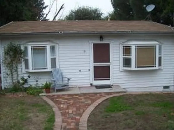 10929 Scoville Ave, Sunland, CA 91040