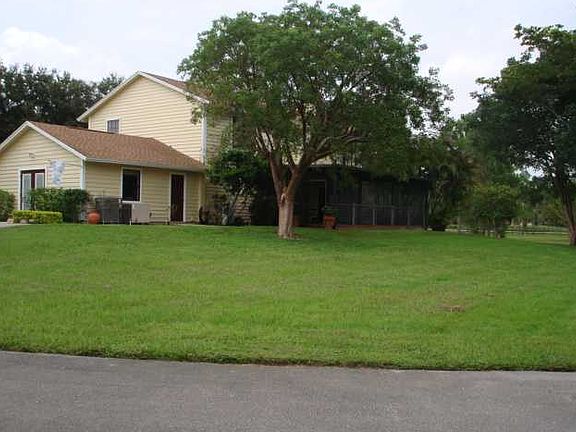3rd image of 5140 Pinelands Cir