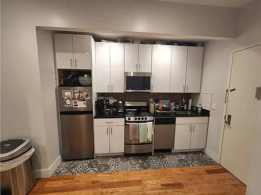 Rented by ONE Manhattan Real Estate | media 12