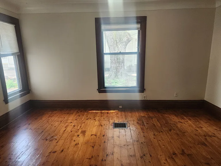 234 Page St NE #1 — Photo 8