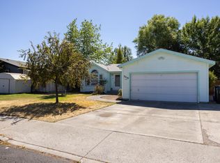 2439 NE Snow Willow Ct, Bend, OR 97701