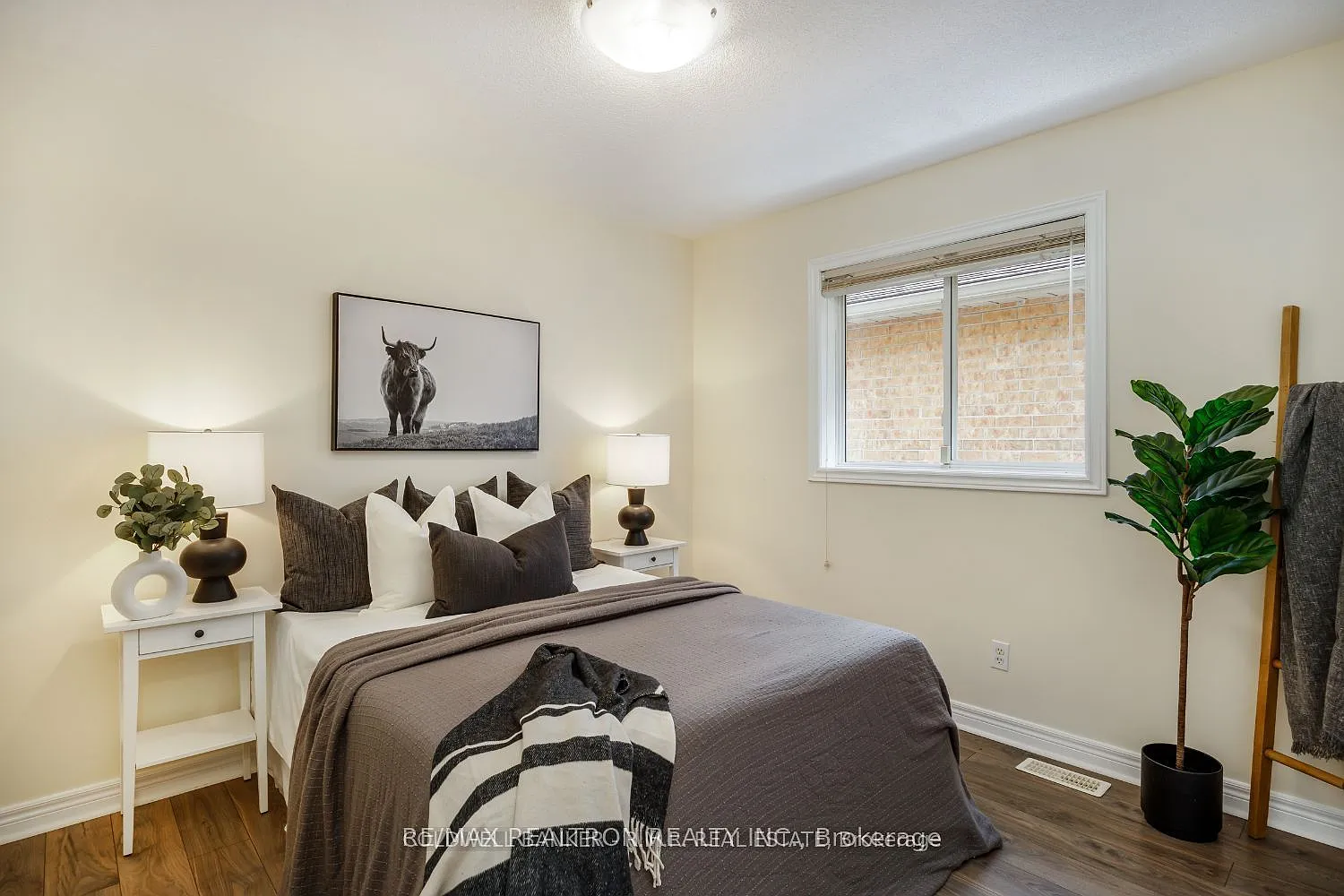 2 bed, $2,800 — Photo 3