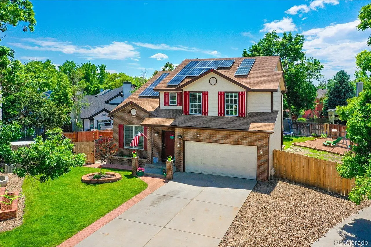 5 bed, 3000 sqft, $5,000 — Photo 1