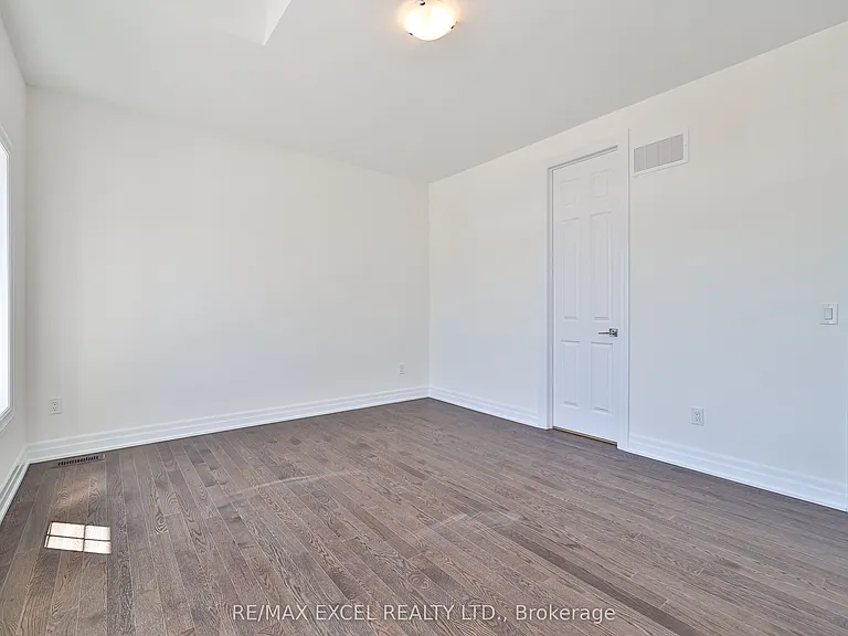 24 Sunny Acre Cres — Photo 44