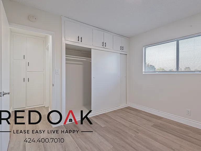 10920 Ramona Blvd #L — Photo 14