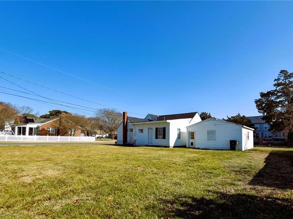 25 Wallace Rd, Hampton, VA 23664