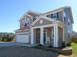 307 Larktree Ln, Fuquay Varina, NC 27526