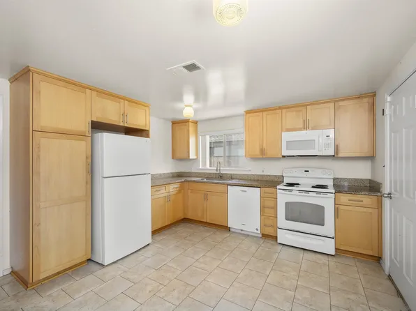941 Grove Ave, Imperial Beach, CA 91932