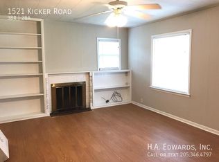 1521 Kicker Rd, Tuscaloosa, AL 35404