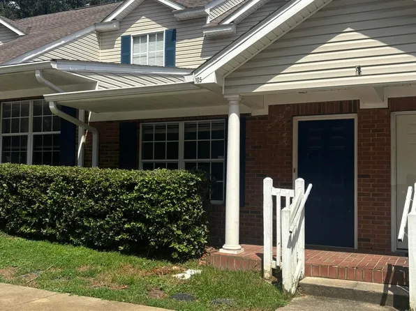 2740 W Tharpe St APT 105, Tallahassee, FL 32303
