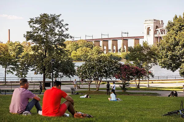 Rented by MNS | media 45