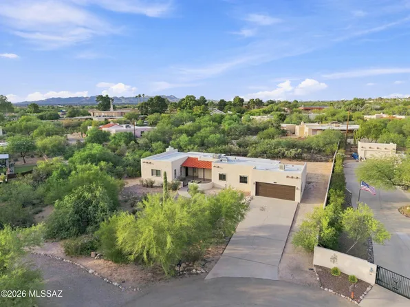 916 W San Martin Dr, Tucson, AZ 85704
