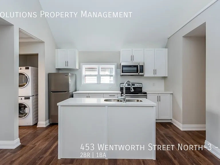 453 Wentworth St N #3 — Photo 8