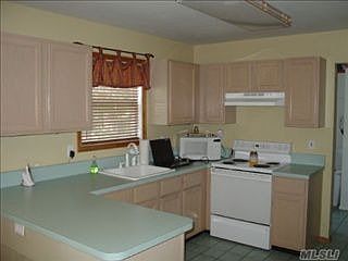 5th image of 98 Barraud Dr