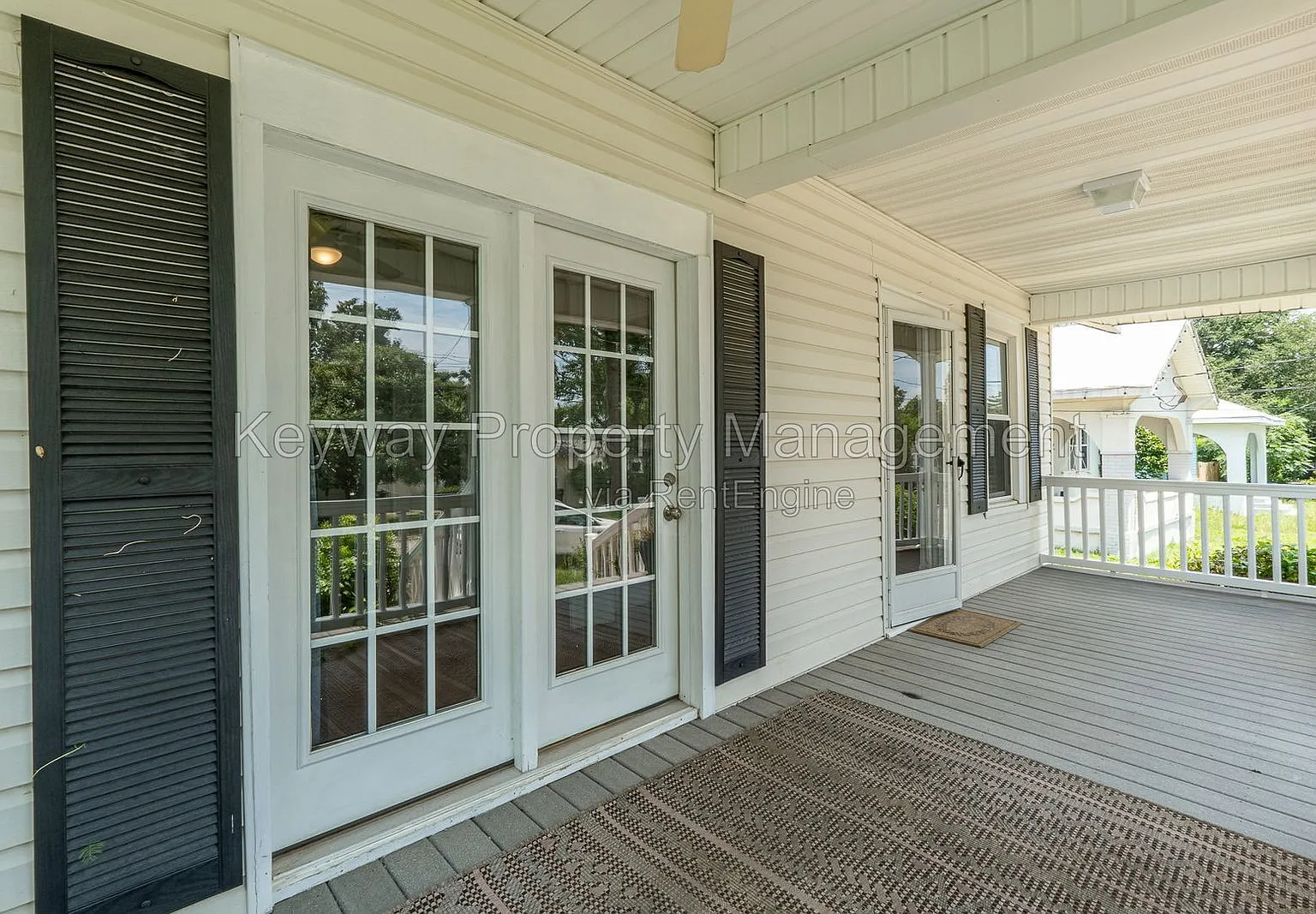 2 bed, 2.0 bath, 1204 sqft, $1,435 — Photo 3