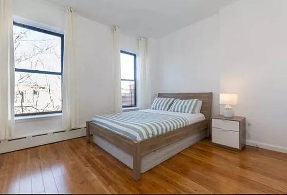 Rented by Paramount And Bond Real Estate | media 11