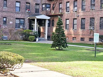 2465 Haring Street #4F image 1 of 2