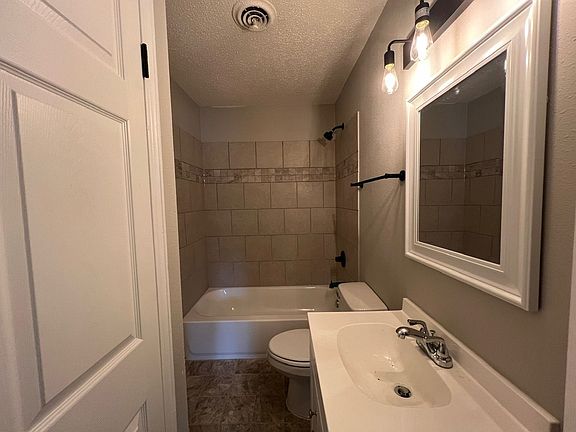 5th image of 5082 Stacey Rd