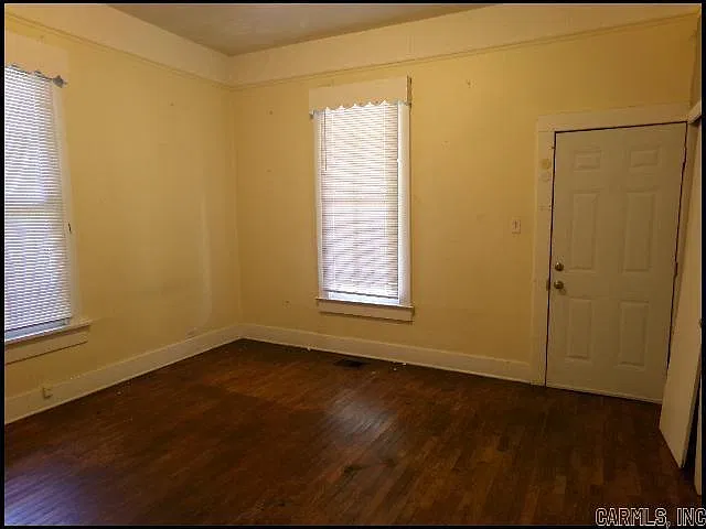 2 bed, 2.0 bath, 1232 sqft, $875 — Photo 2