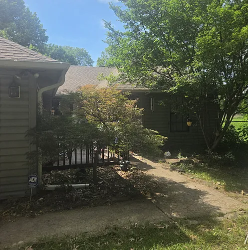 1348 N Maxwell Dr Photo 1