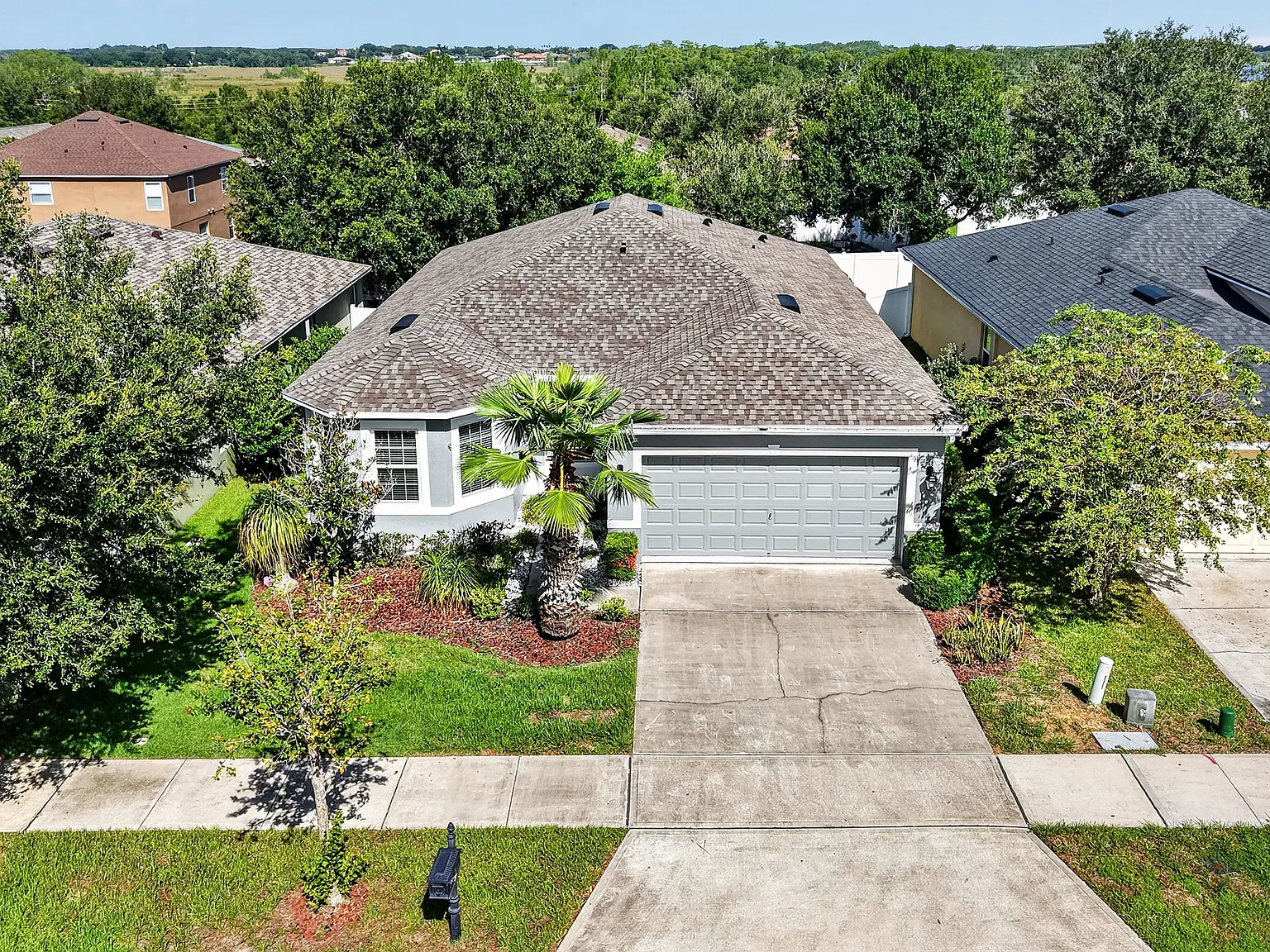 3 bed, 1758 sqft, $2,300 — Photo 3