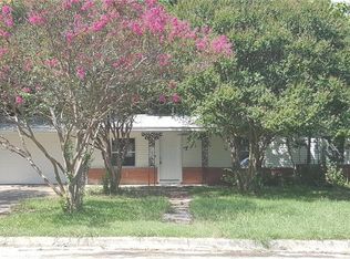 503 W 8th St, Lancaster, TX 75146