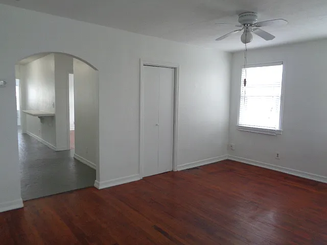 1 bed, 784 sqft, $1,550 — Photo 3