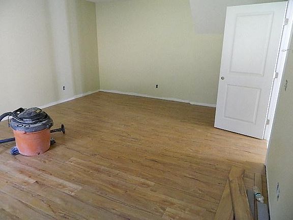 3rd image of 608A Main St #A