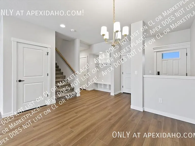 4264 W Topeka St — Photo 5
