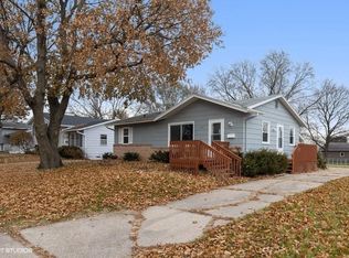 4201 67th St, Urbandale, IA 50322
