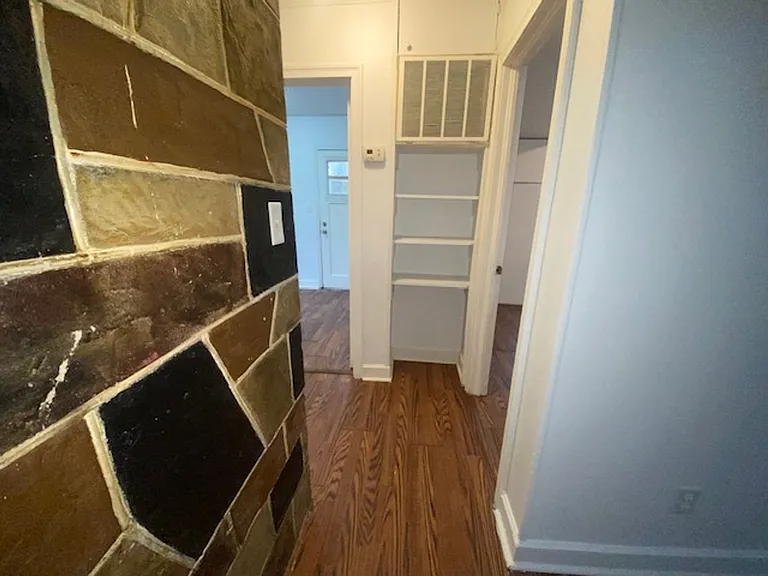 823 S Kilbourne Rd — Photo 8