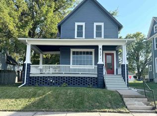 817 W 15th St, Davenport, IA