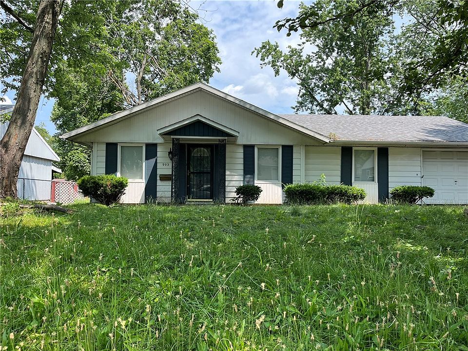 1st image of 903 Holiday Dr