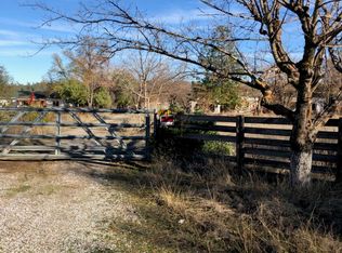 11933 Deschutes Rd, Bella Vista, CA 96008